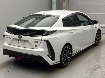 Toyota PRIUS PHV