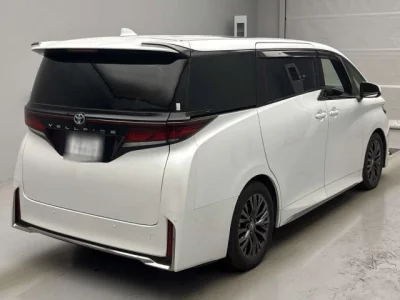 Toyota VELLFIRE  с аукциона в Японии