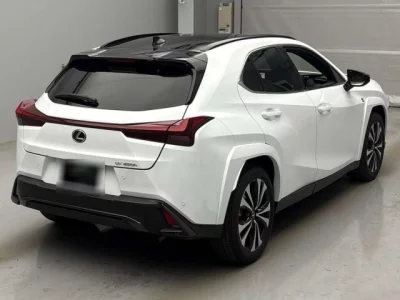 Lexus UX