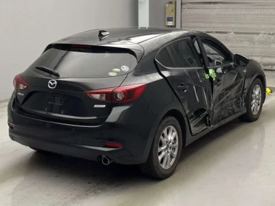 Mazda AXELA  с аукциона в Японии