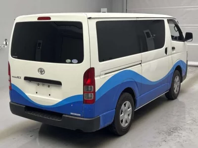 Toyota REGIUS ACE VAN