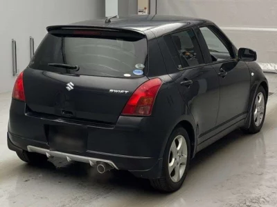 Suzuki SWIFT  с аукциона в Японии
