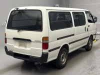 Toyota HIACE VAN лот № 62090 оценка RA  с аукциона в Японии 1