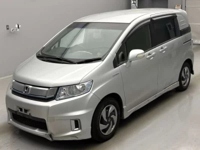 Honda FREED  с аукциона в Японии