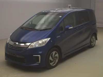 Honda FREED  с аукциона в Японии