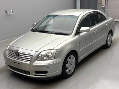 Toyota AVENSIS SEDAN