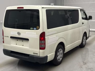 Toyota REGIUS ACE VAN
