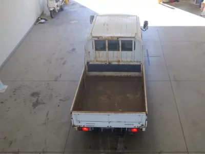 Toyota DYNA  с аукциона в Японии