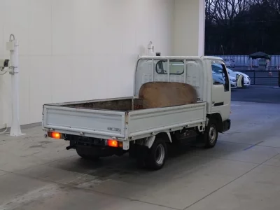 Nissan TRUCK  с аукциона в Японии