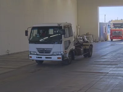 Nissan TRUCK  с аукциона в Японии