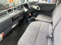 Nissan TRUCK лот № 2 оценка 4  с аукциона в Японии 4