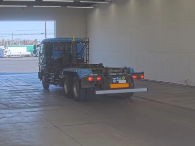 Nissan BIGTHUMB  с аукциона в Японии