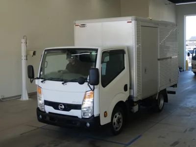 Nissan ATLAS  с аукциона в Японии