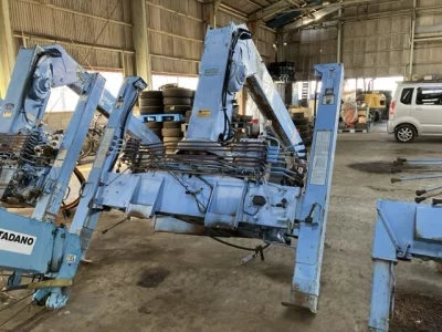 TADANO CRANE