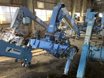 TADANO CRANE