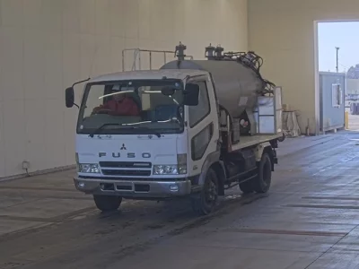Mitsubishi FUSO TRUCK  с аукциона в Японии