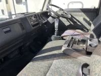 Mazda TITAN лот № 1301 оценка 3.5  с аукциона в Японии 4