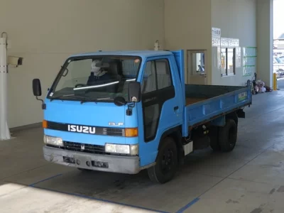 Isuzu ELF