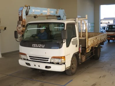Isuzu ELF