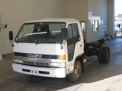 Isuzu ELF