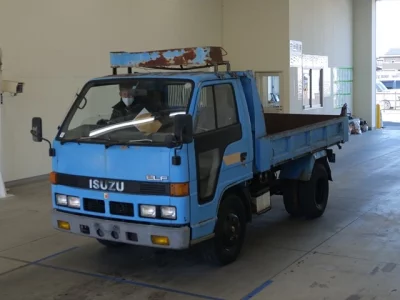 Isuzu ELF