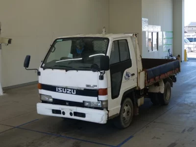 Isuzu ELF