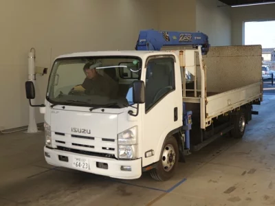 Isuzu ELF