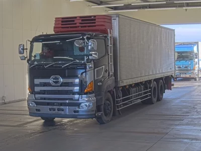 Hino TRUCK