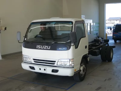 Isuzu ELF