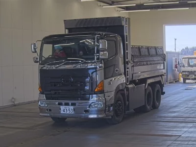 Hino TRUCK