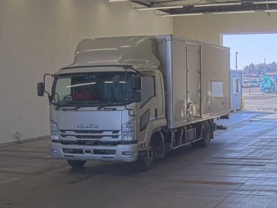Isuzu FORWARD