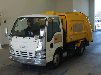 Isuzu ELF
