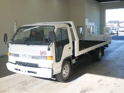 Isuzu ELF TRUCK  с аукциона в Японии