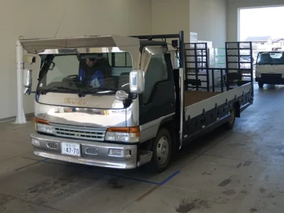 Isuzu ELF