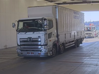 Hino PROFIA  с аукциона в Японии