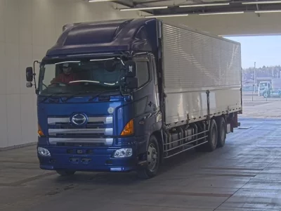 Hino PROFIA  с аукциона в Японии
