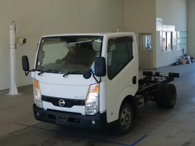 Nissan ATLAS  с аукциона в Японии