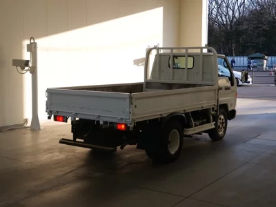 Toyota DYNA  с аукциона в Японии