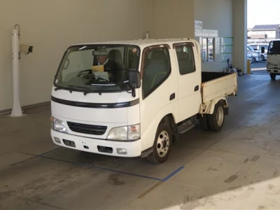Toyota DYNA  с аукциона в Японии