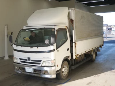 Hino DUTRO  с аукциона в Японии