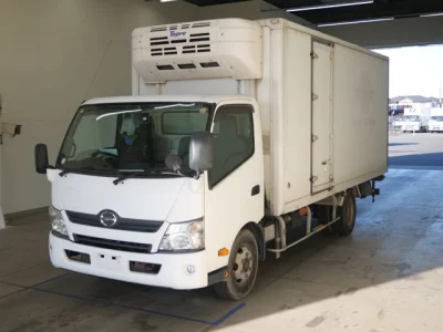 Hino DUTRO  с аукциона в Японии