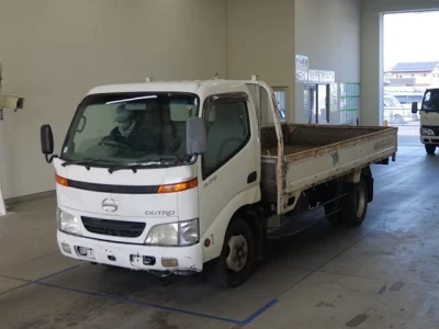 Hino DUTRO  с аукциона в Японии