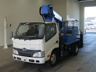 Hino DUTRO  с аукциона в Японии