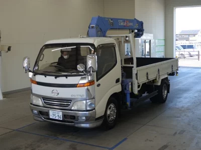 Hino DUTRO  с аукциона в Японии