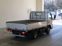 Hino DUTRO лот № 1499 оценка 3  с аукциона в Японии 1