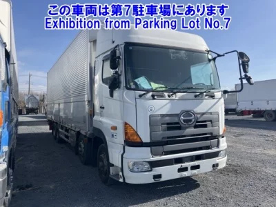 Hino TRUCK