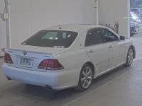 Toyota CROWN лот № 20147 оценка 3  с аукциона в Японии 1