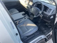 Toyota HIACE VAN лот № 20179 оценка RB  с аукциона в Японии 7