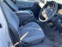 Toyota HIACE VAN лот № 20196 оценка 3.5  с аукциона в Японии 7