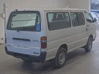 Toyota HIACE VAN лот № 20184 оценка RA  с аукциона в Японии 1